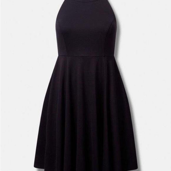 NEW Torrid Plus Size 00 Black Midi Dress Casual Pockets Stretch Party Cocktail - Picture 7 of 11